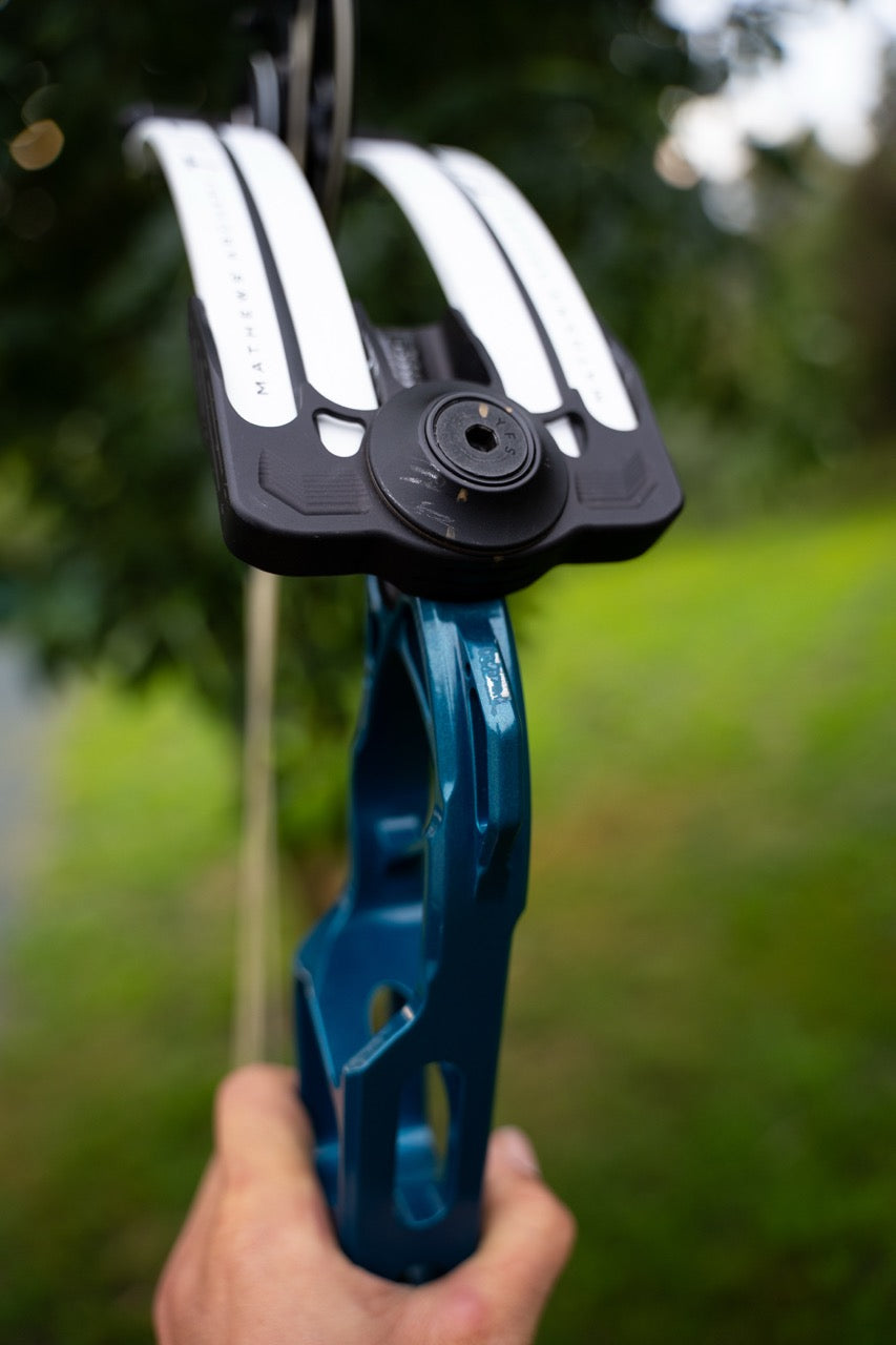 40" Mathews Title LIMB SHIFT Bow — Like New