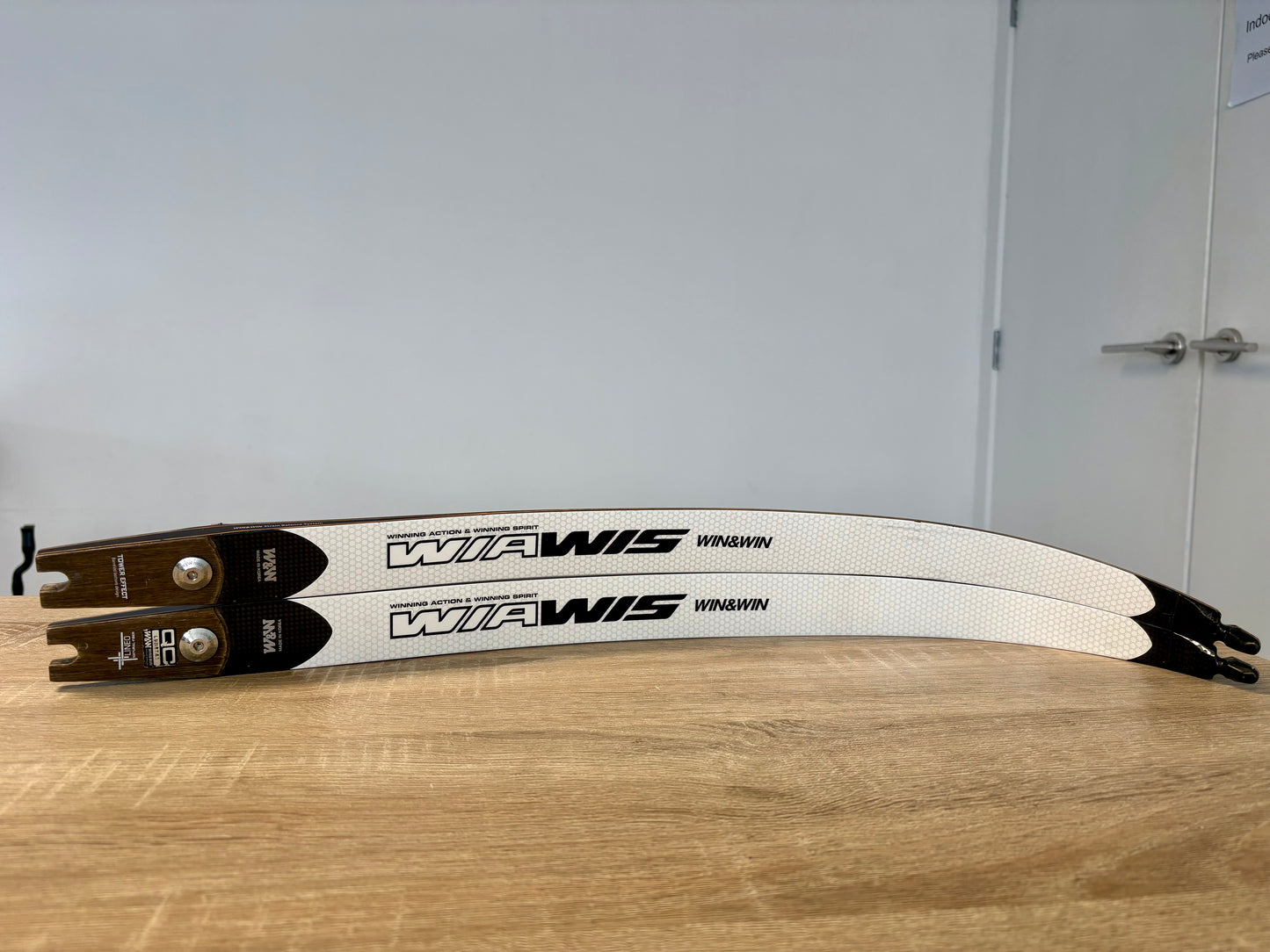 Win & Win WIAWIS One Wood Core Limbs 40 lbs (Second hand)