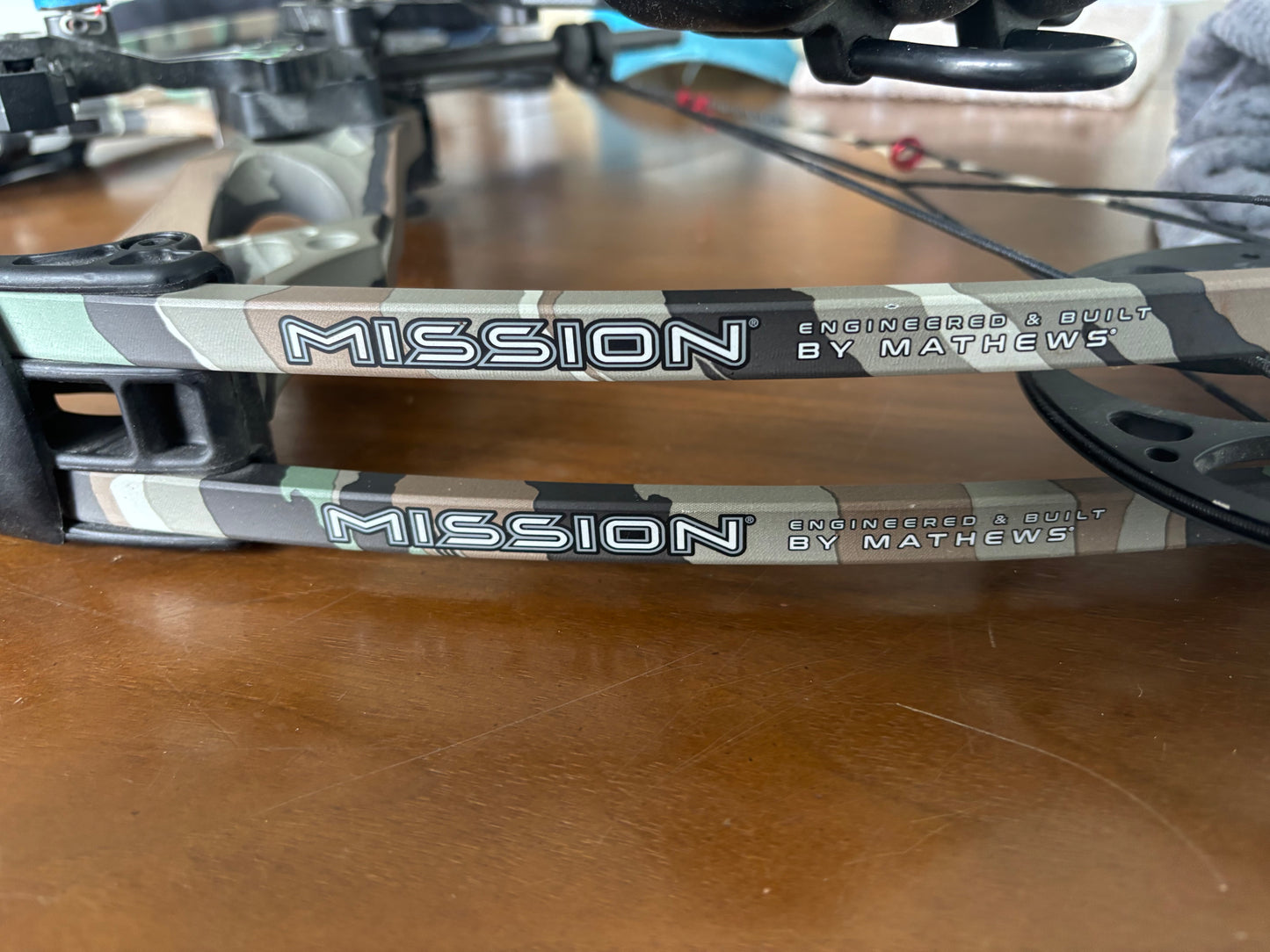 Compound bow - Mission Hammr - Camo